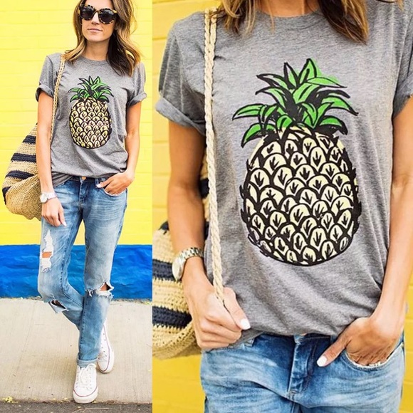 Tops - 💚Cute Pineapple Tee! 🍍 Price Firm